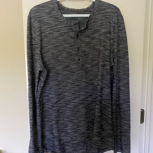 2 Lululemon long sleeve shirts